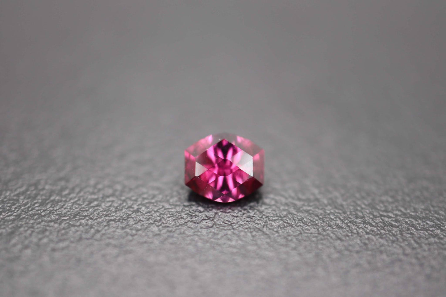 Rhodolite garnet