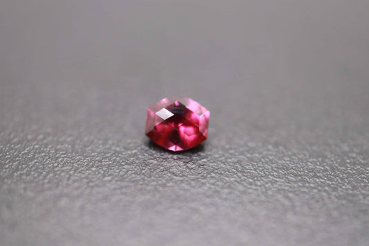 Rhodolite garnet