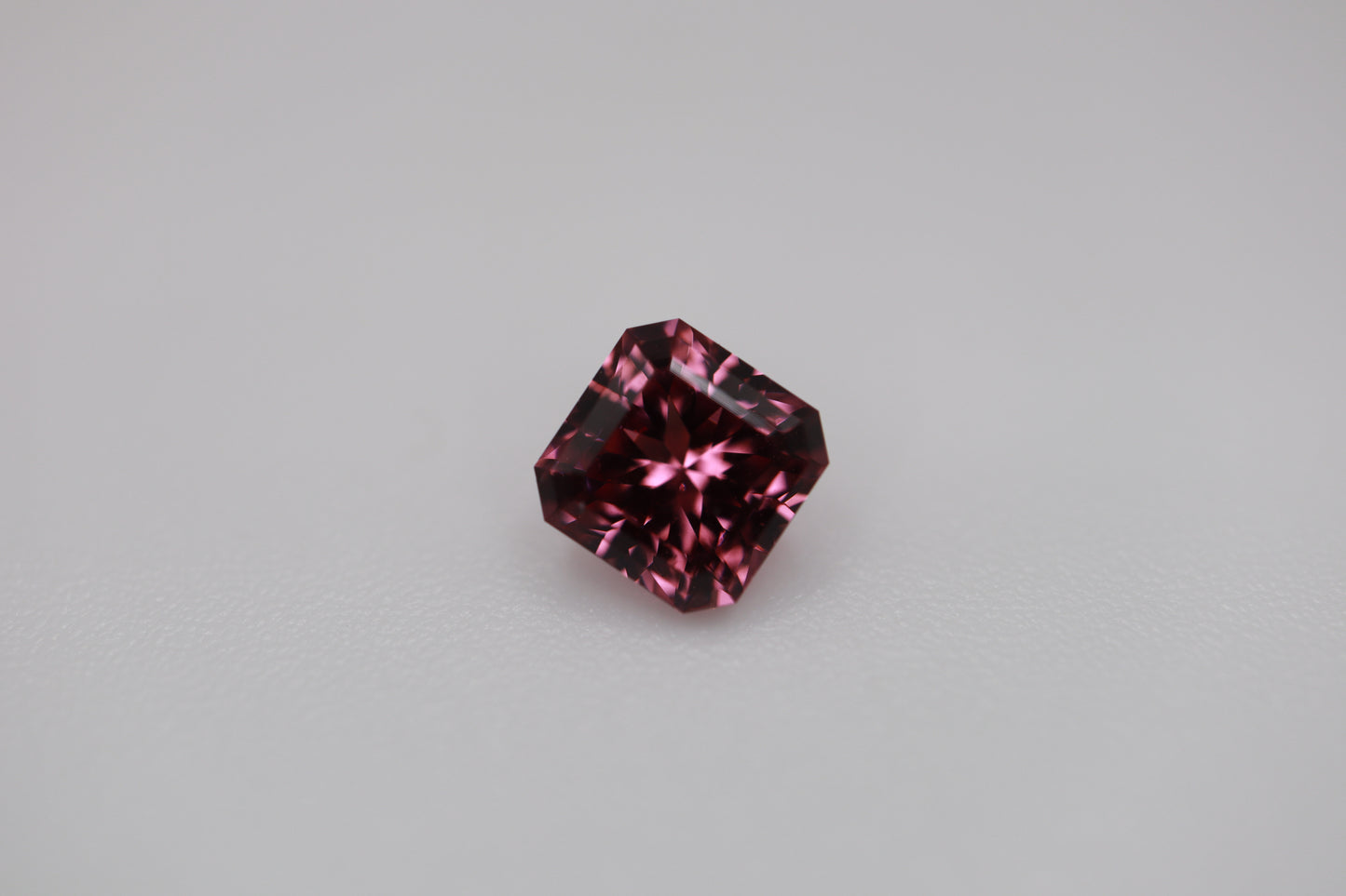 New find garnet