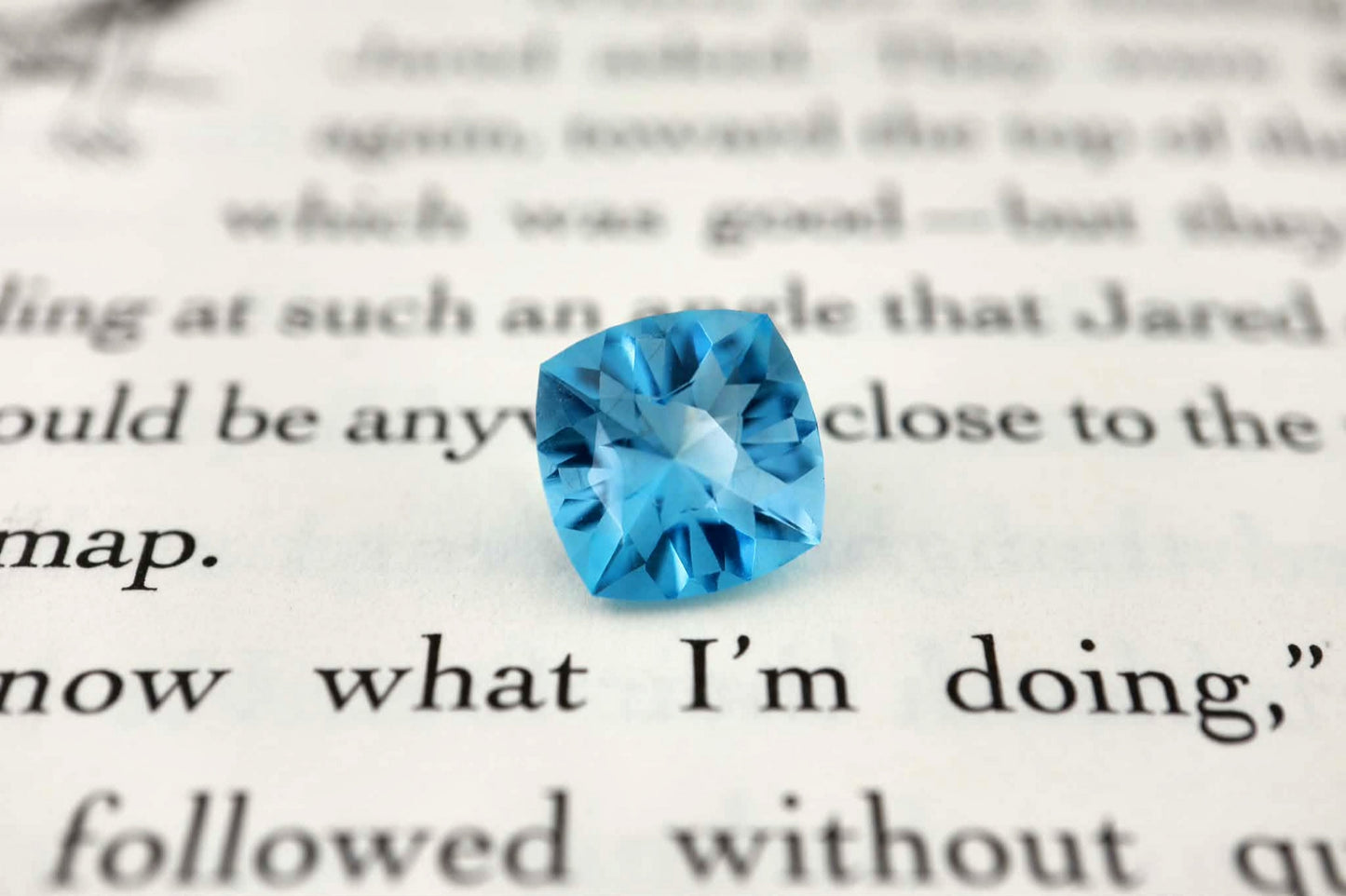 Électrique blue topaz