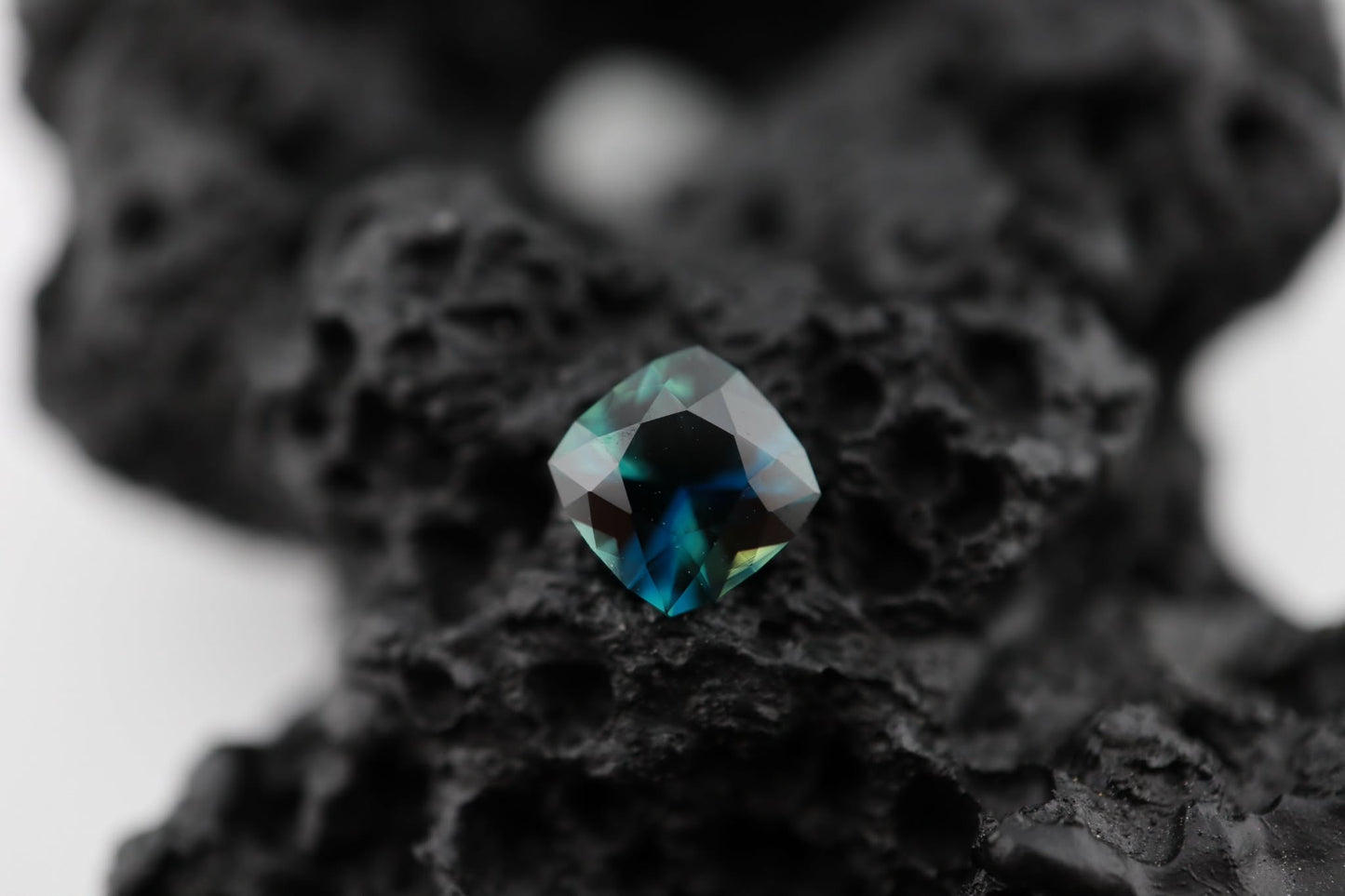 Saphir du Nigéria 1.42ct